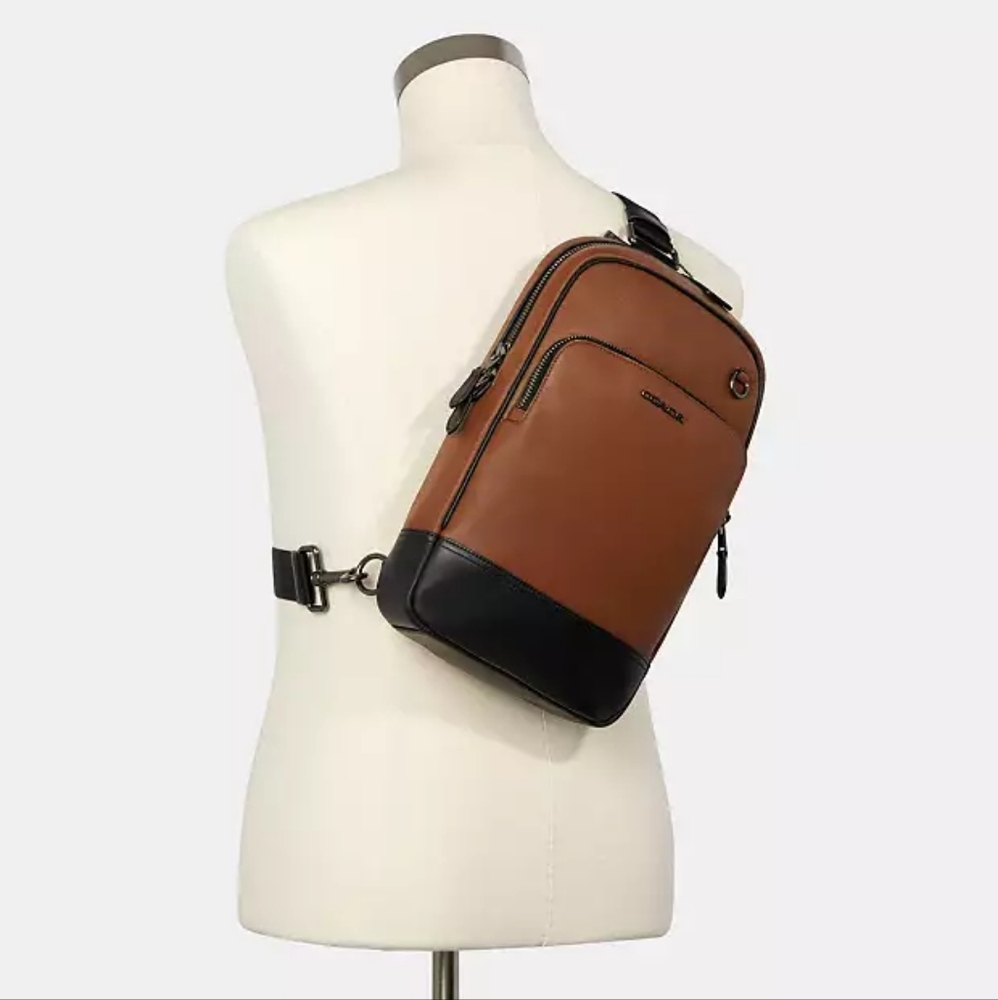 Coach Graham Pack NWOT